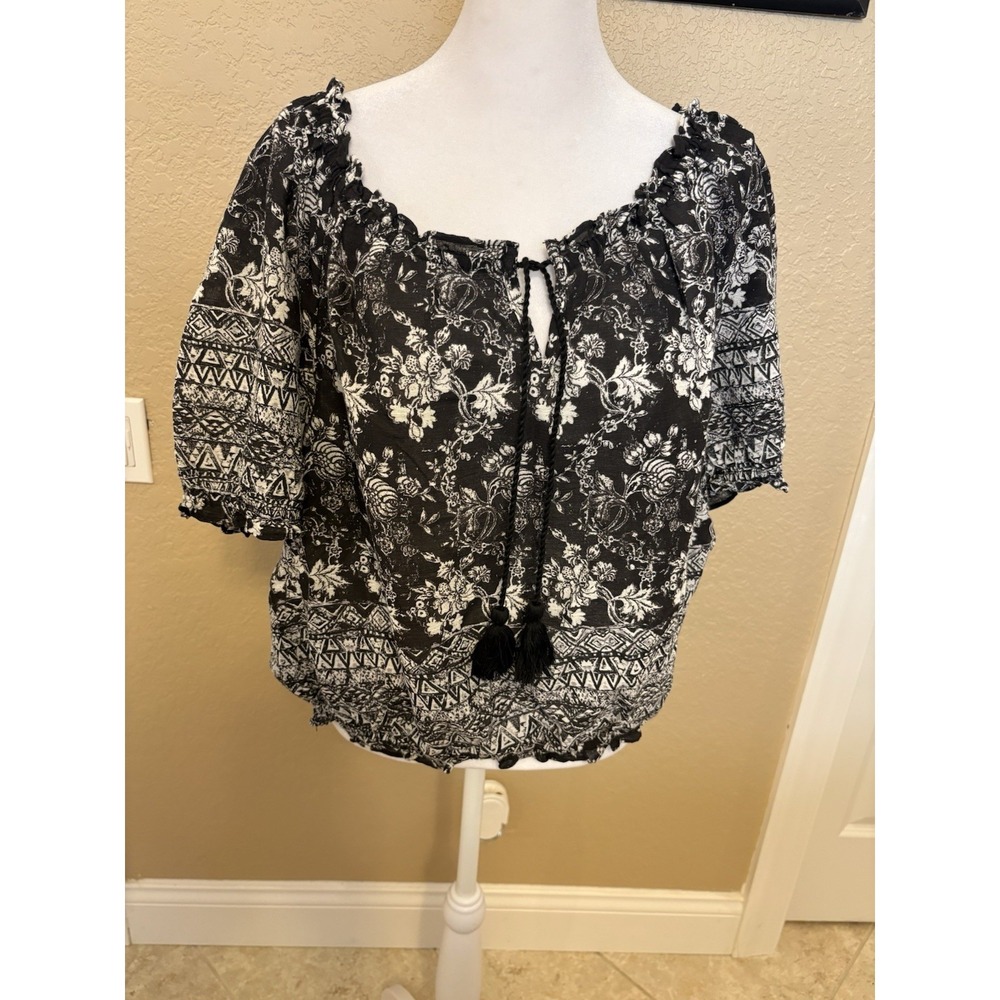 Lucky Brand Women's Bohemian Style Black And White Peasant Top, Large